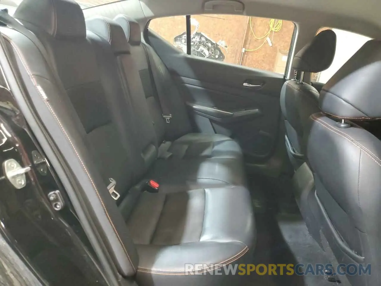 10 Photograph of a damaged car 1N4BL4CV3KC123362 NISSAN ALTIMA 2019