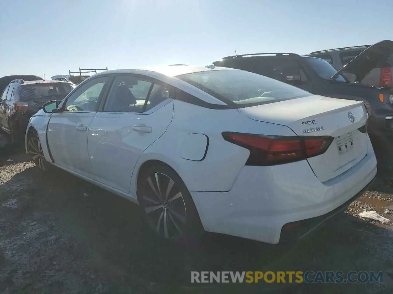 2 Photograph of a damaged car 1N4BL4CV3KC152702 NISSAN ALTIMA 2019