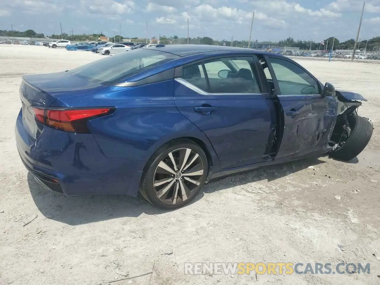 3 Photograph of a damaged car 1N4BL4CV3KC165627 NISSAN ALTIMA 2019
