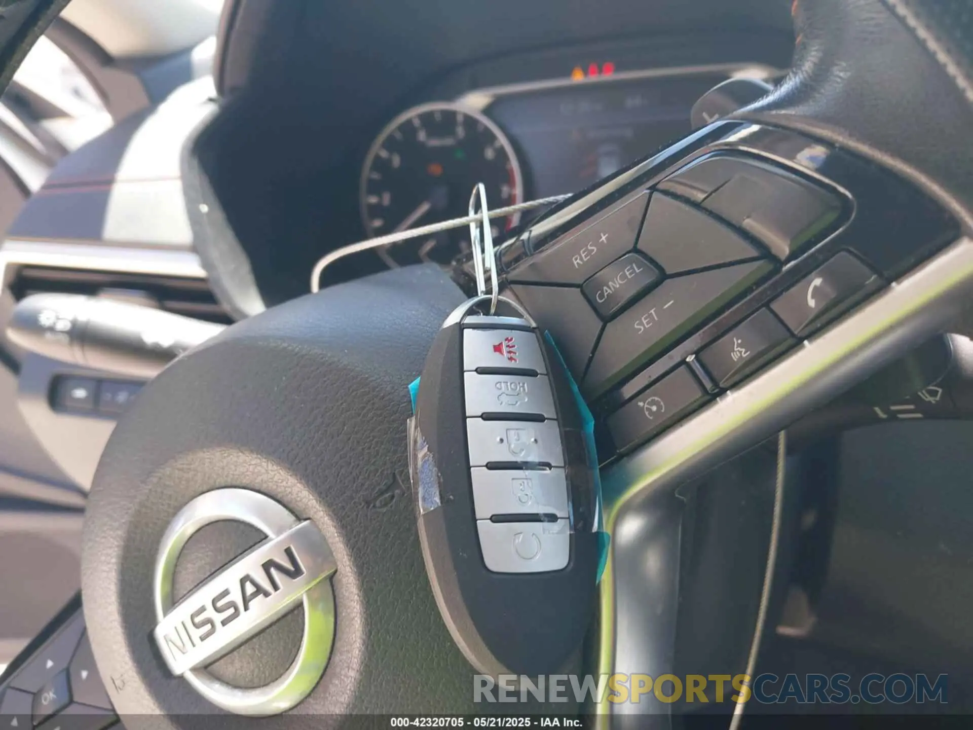 11 Photograph of a damaged car 1N4BL4CV3KC167698 NISSAN ALTIMA 2019