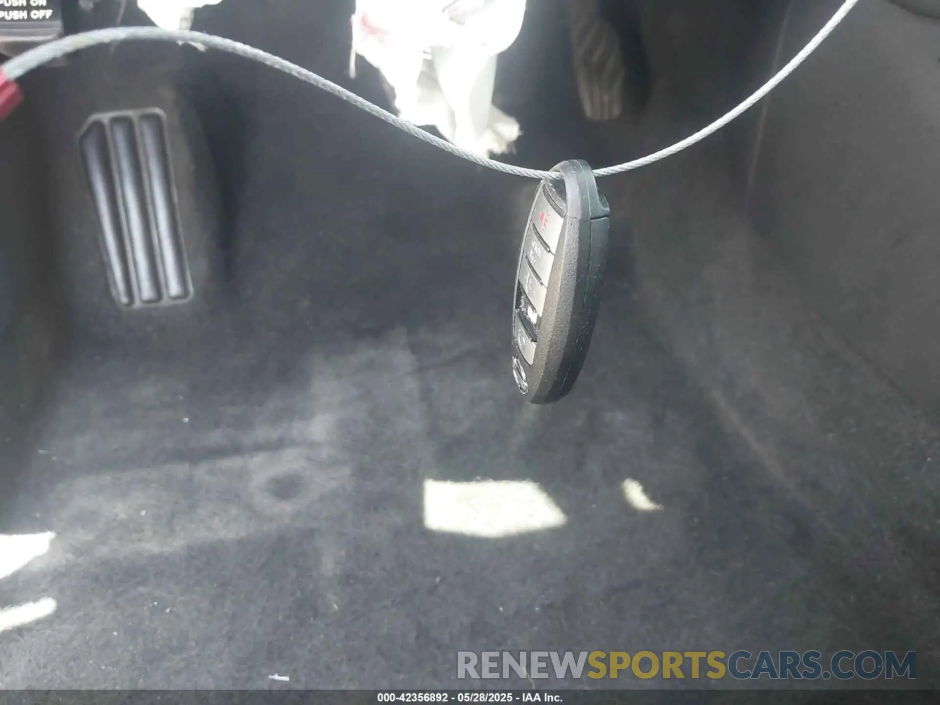 11 Photograph of a damaged car 1N4BL4CV3KC183089 NISSAN ALTIMA 2019