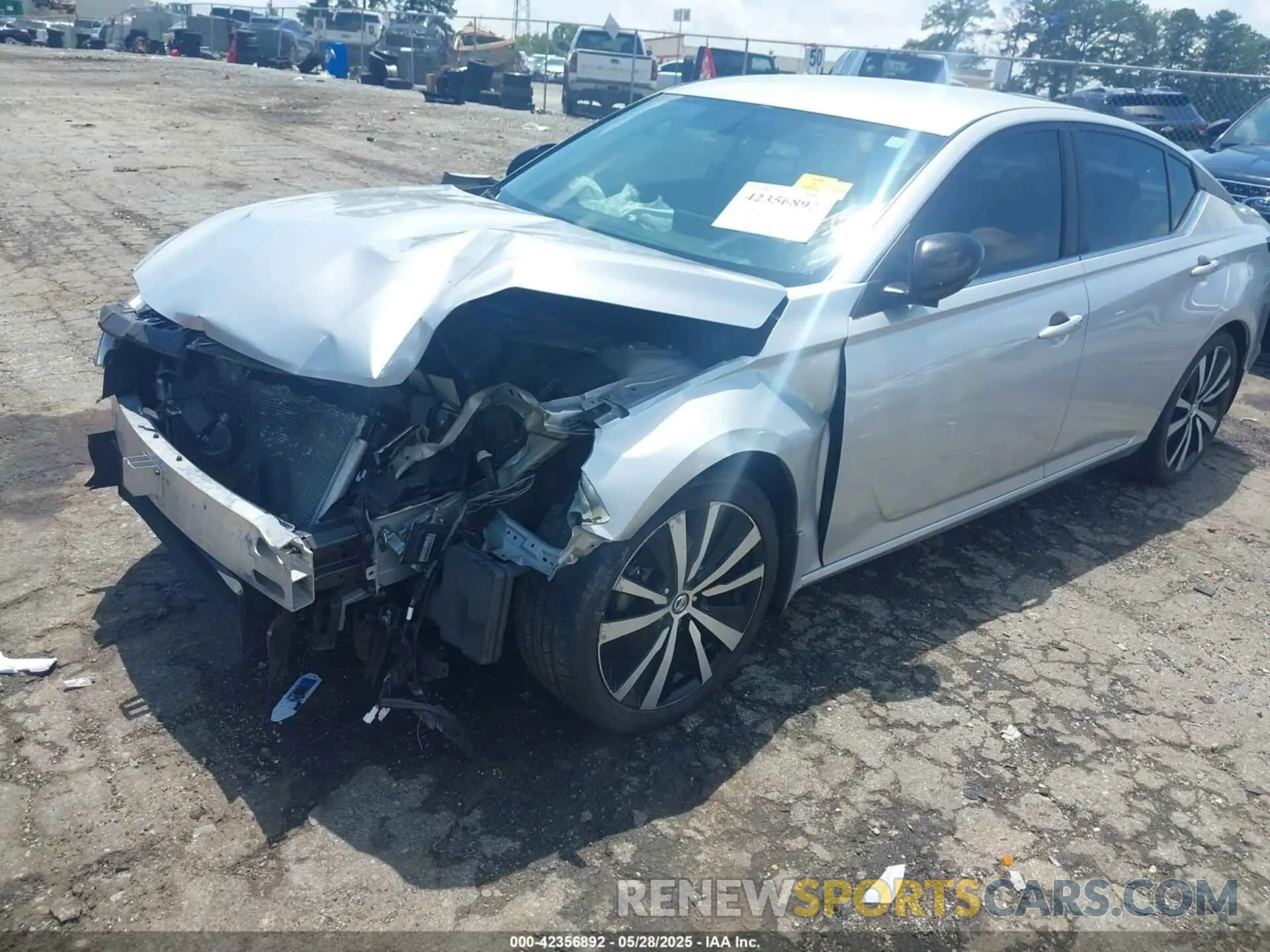 2 Photograph of a damaged car 1N4BL4CV3KC183089 NISSAN ALTIMA 2019