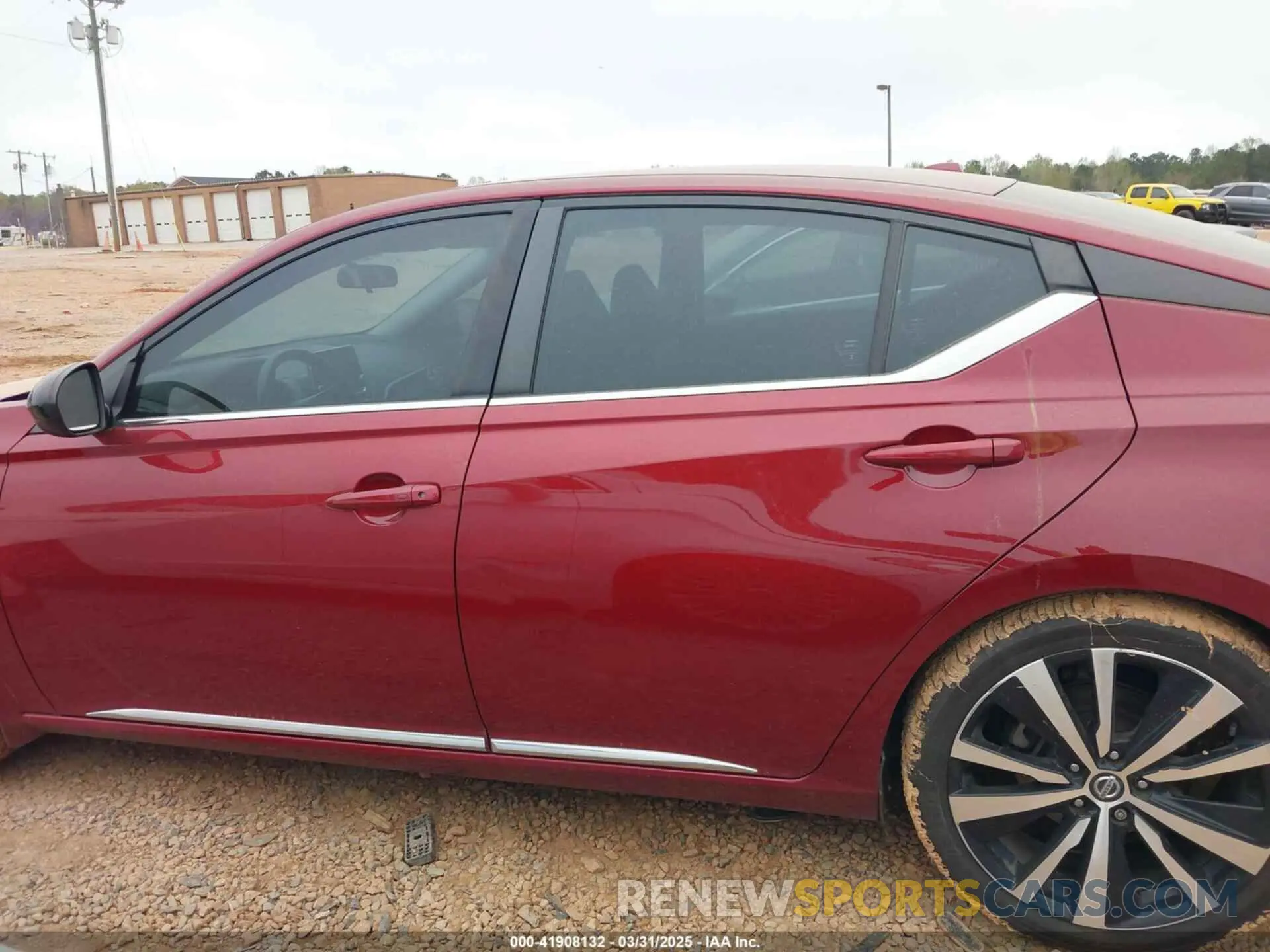 14 Photograph of a damaged car 1N4BL4CV3KC190978 NISSAN ALTIMA 2019