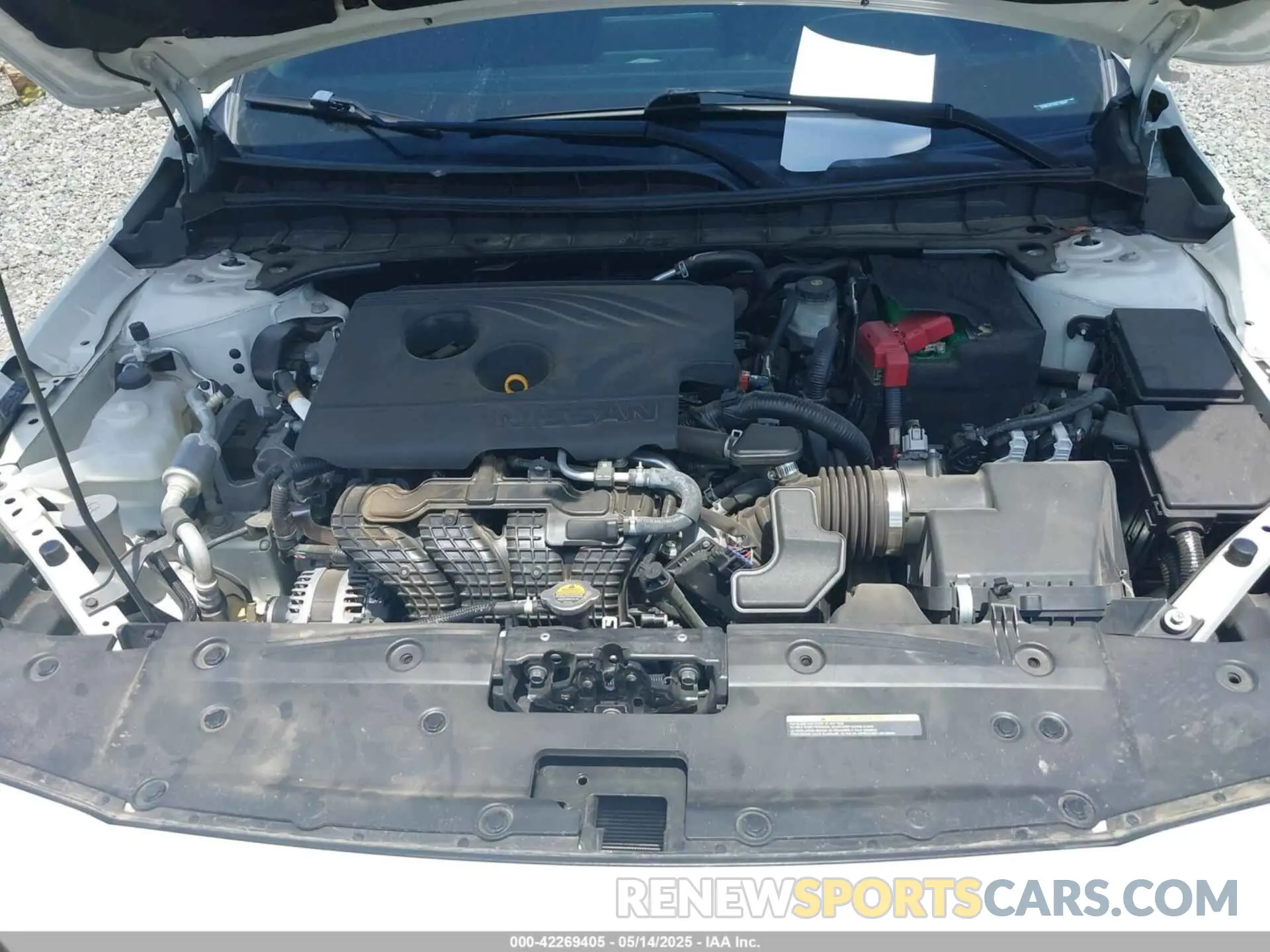 10 Photograph of a damaged car 1N4BL4CV3KC192097 NISSAN ALTIMA 2019