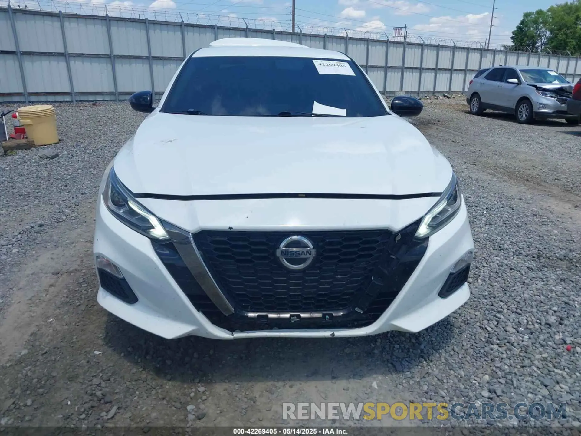 13 Photograph of a damaged car 1N4BL4CV3KC192097 NISSAN ALTIMA 2019