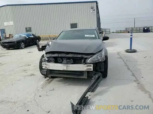 10 Photograph of a damaged car 1N4BL4CV3KC256462 NISSAN ALTIMA 2019