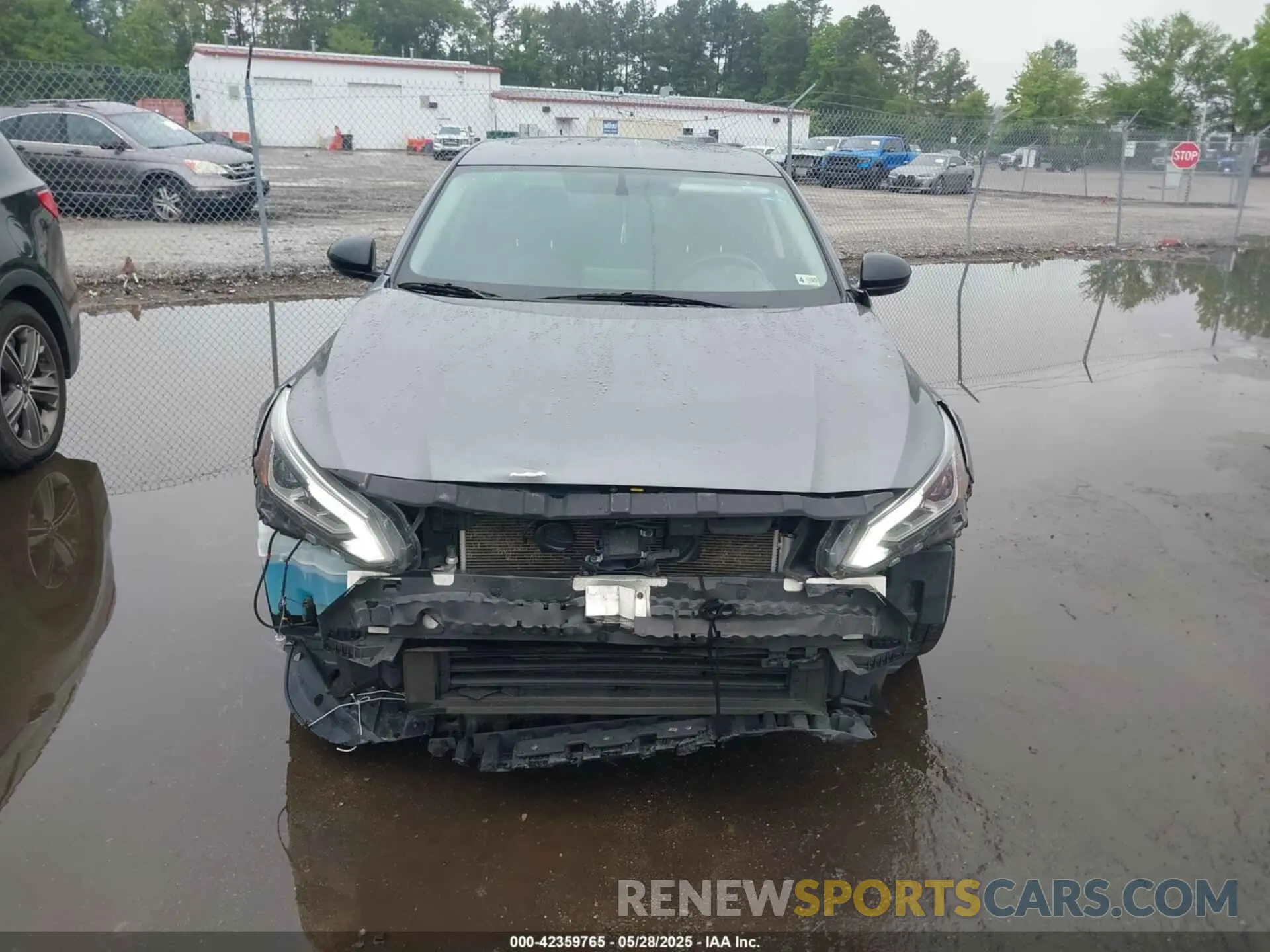 12 Photograph of a damaged car 1N4BL4CV3KC256526 NISSAN ALTIMA 2019