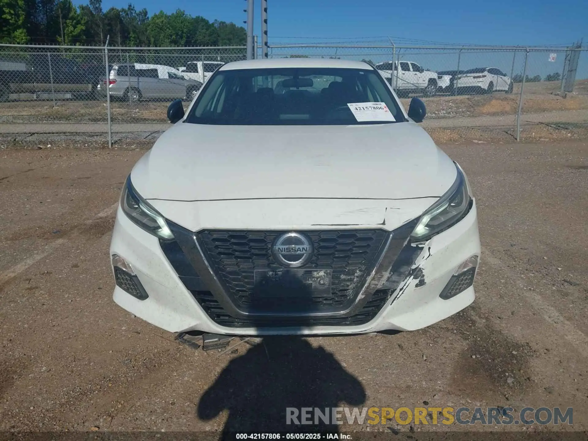 12 Photograph of a damaged car 1N4BL4CV3KN309911 NISSAN ALTIMA 2019