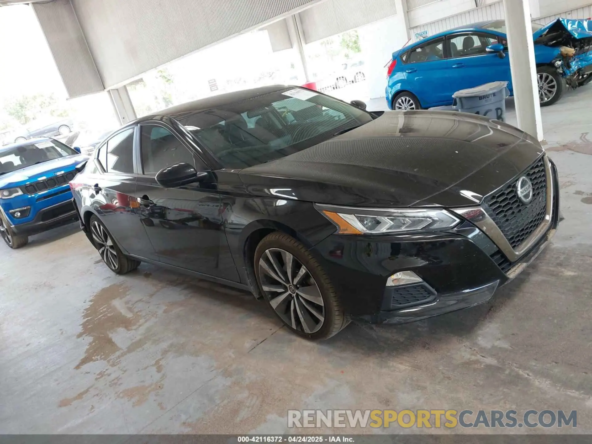 12 Photograph of a damaged car 1N4BL4CV4KC100348 NISSAN ALTIMA 2019
