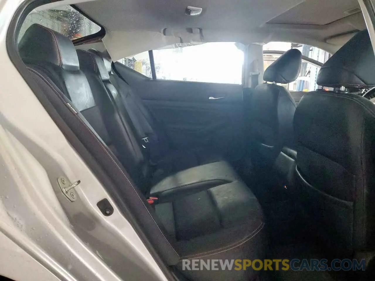 10 Photograph of a damaged car 1N4BL4CV4KC110443 NISSAN ALTIMA 2019