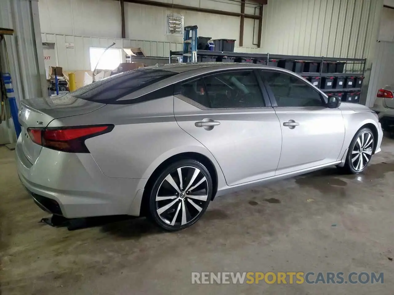 3 Photograph of a damaged car 1N4BL4CV4KC110443 NISSAN ALTIMA 2019