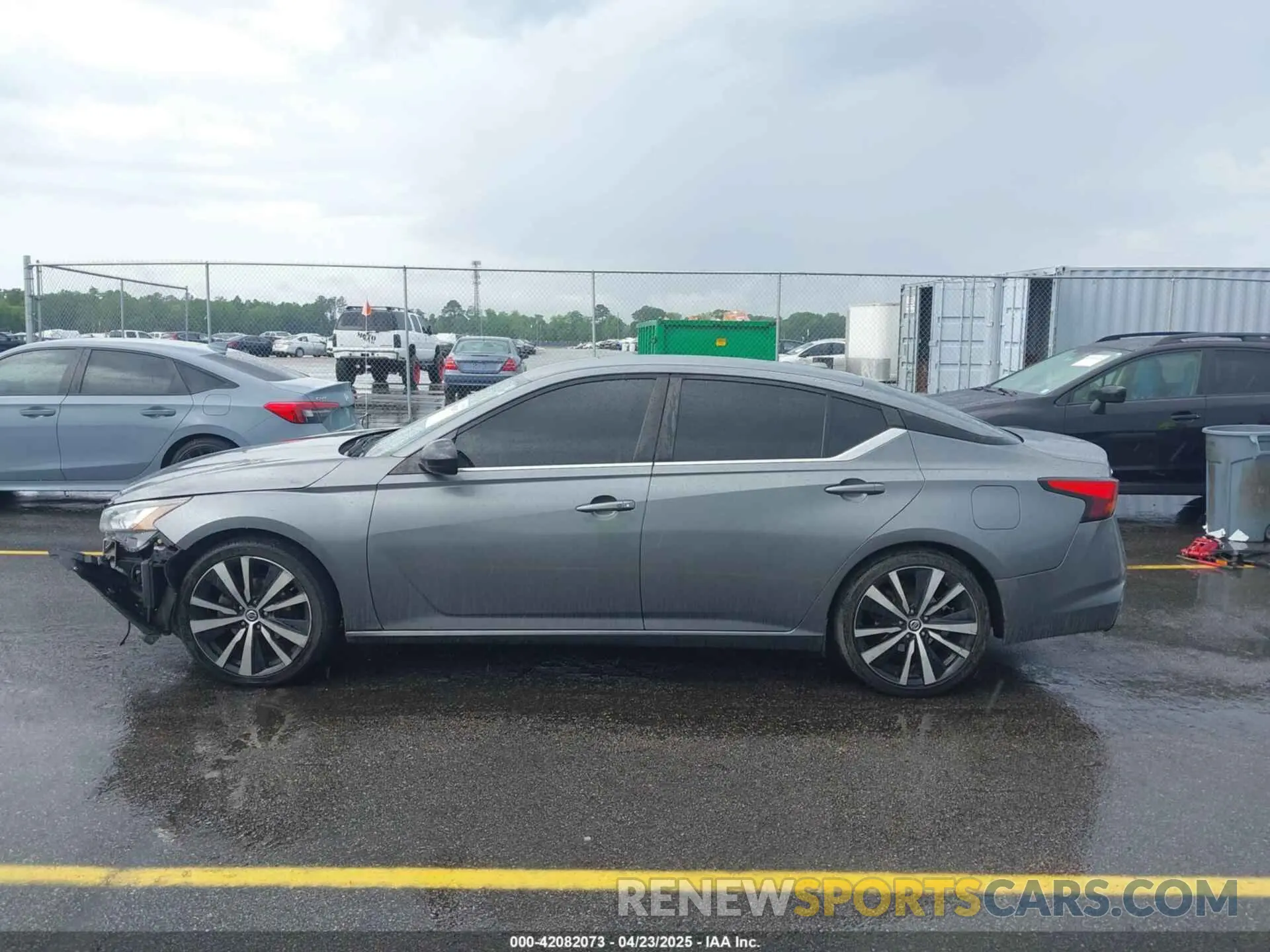 14 Photograph of a damaged car 1N4BL4CV4KC157567 NISSAN ALTIMA 2019