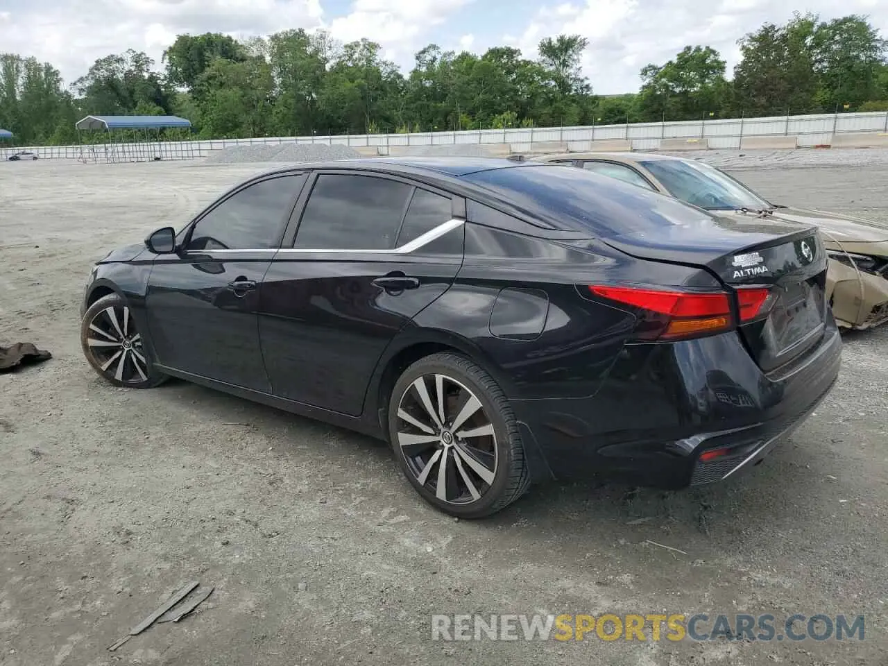 2 Photograph of a damaged car 1N4BL4CV4KC176023 NISSAN ALTIMA 2019