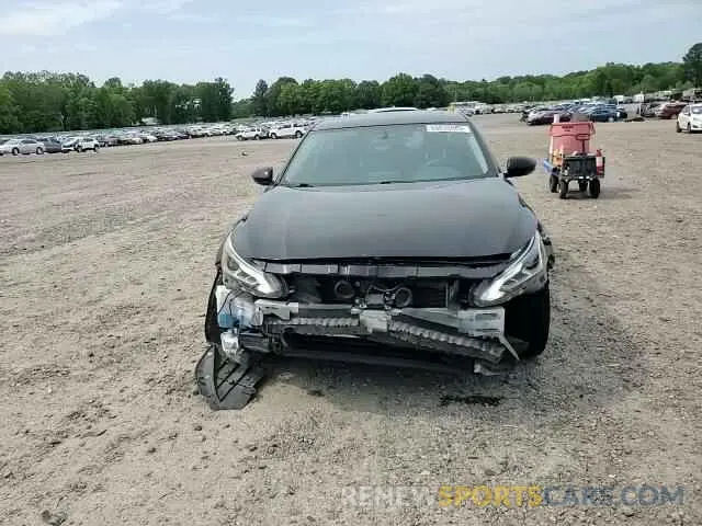 13 Photograph of a damaged car 1N4BL4CV4KC205973 NISSAN ALTIMA 2019