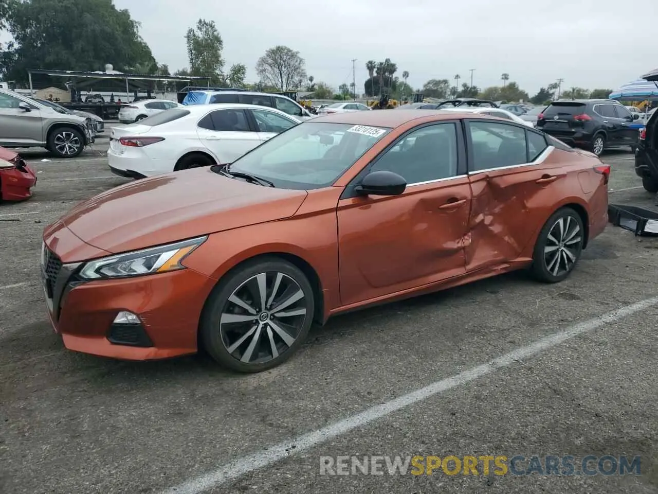 1 Photograph of a damaged car 1N4BL4CV4KC207450 NISSAN ALTIMA 2019