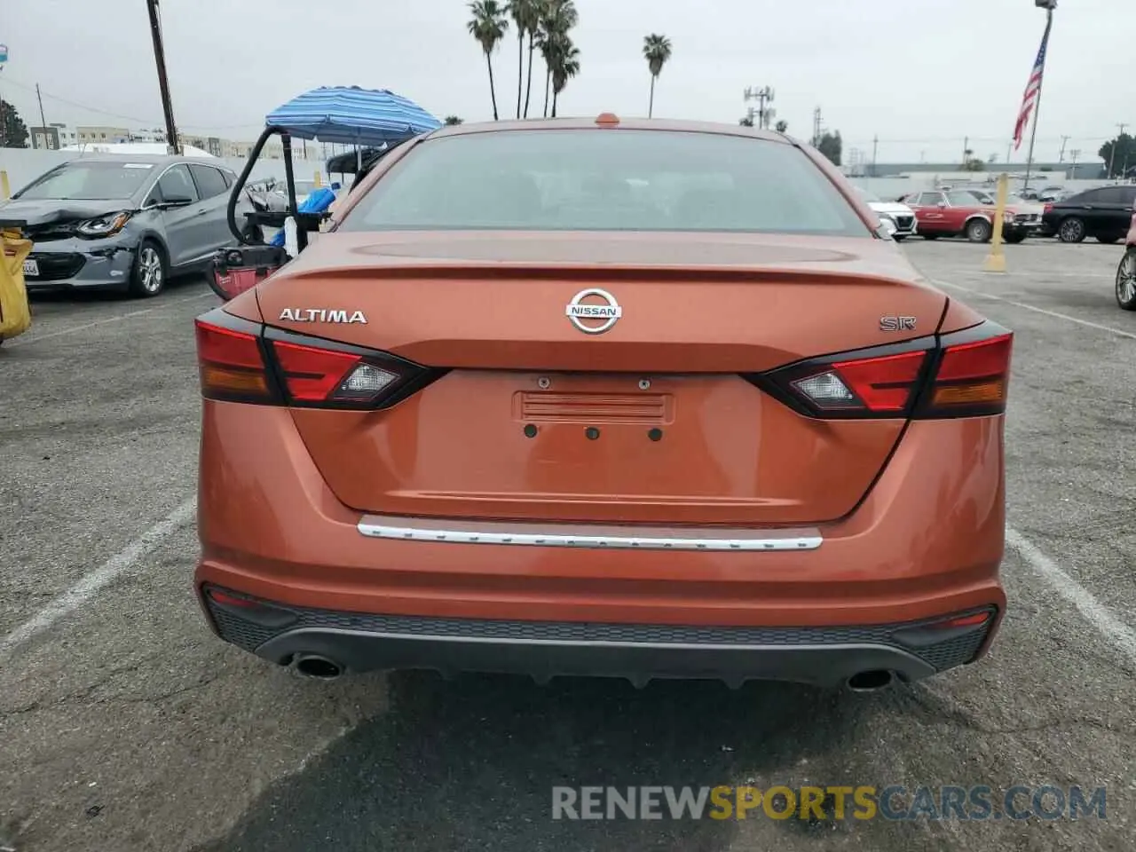 6 Photograph of a damaged car 1N4BL4CV4KC207450 NISSAN ALTIMA 2019