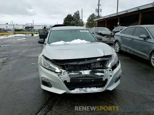 11 Photograph of a damaged car 1N4BL4CV4KN314017 NISSAN ALTIMA 2019
