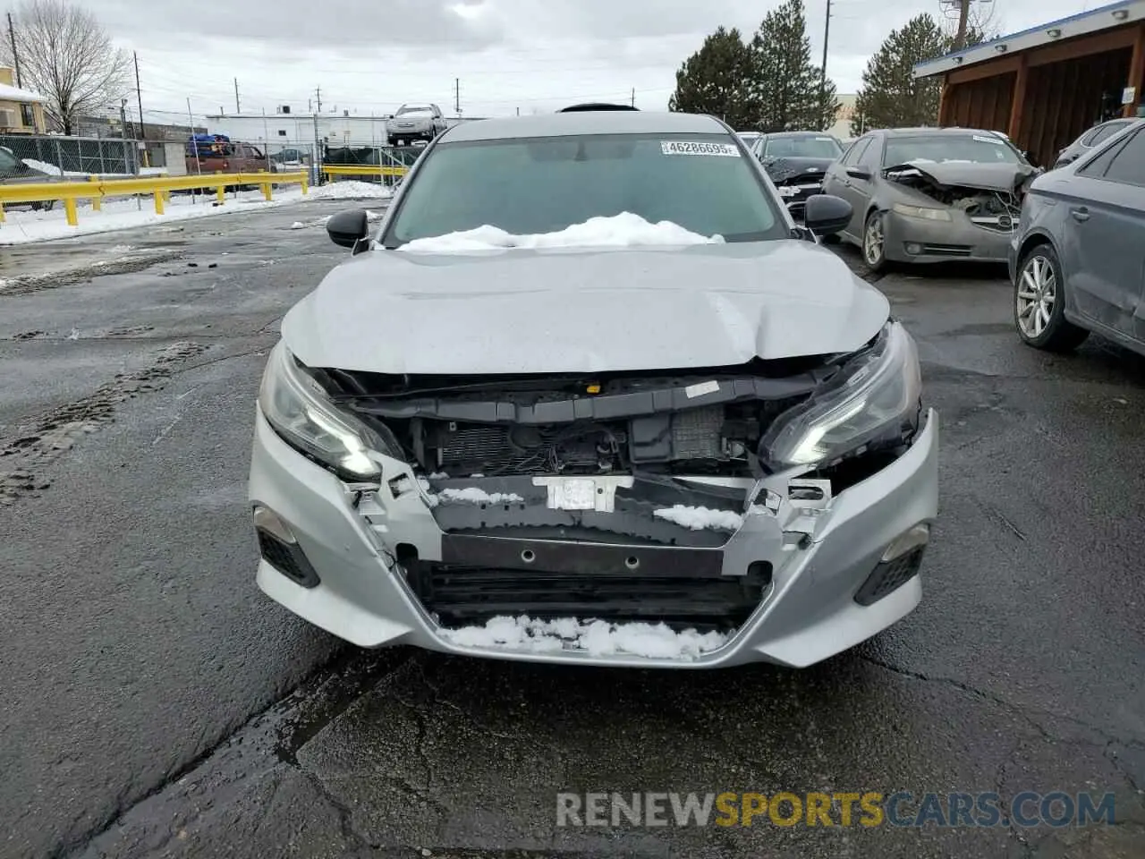 5 Photograph of a damaged car 1N4BL4CV4KN314017 NISSAN ALTIMA 2019