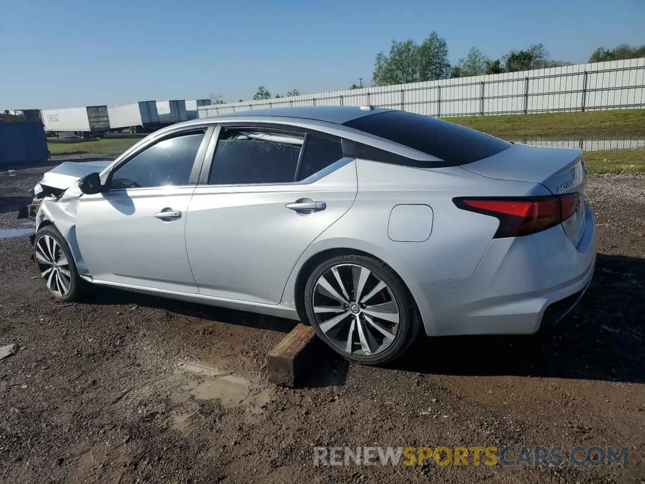 2 Photograph of a damaged car 1N4BL4CV4KN321288 NISSAN ALTIMA 2019