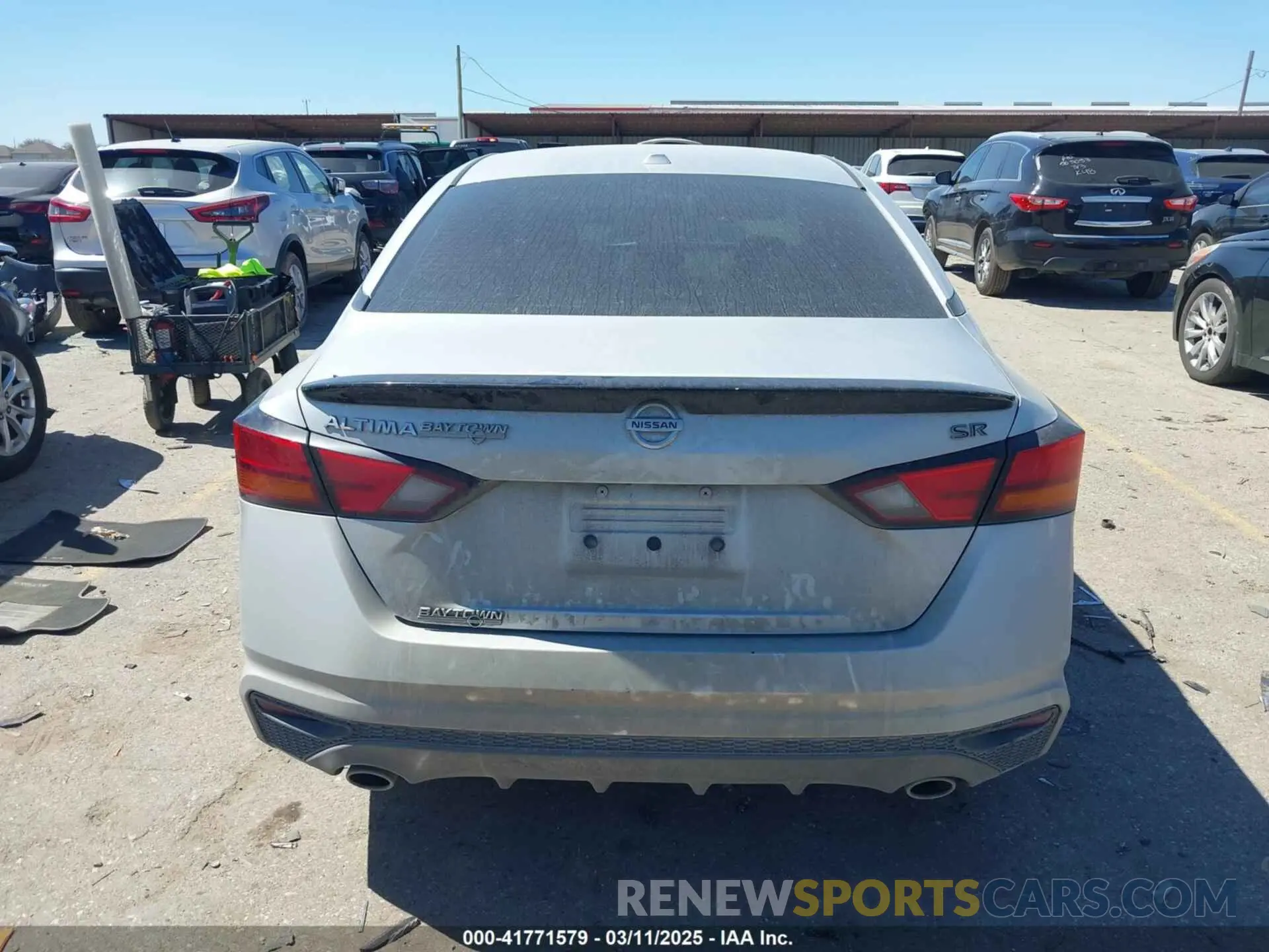 16 Photograph of a damaged car 1N4BL4CV4KN322487 NISSAN ALTIMA 2019