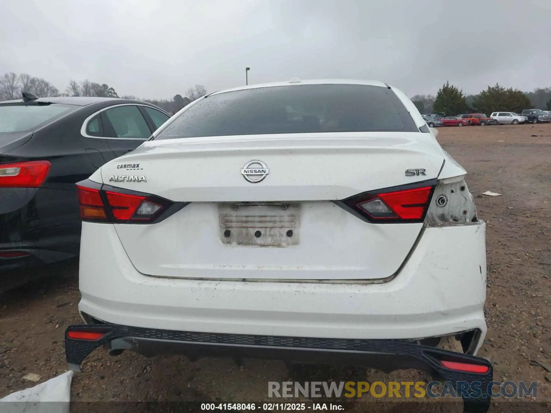 15 Photograph of a damaged car 1N4BL4CV5KC109415 NISSAN ALTIMA 2019