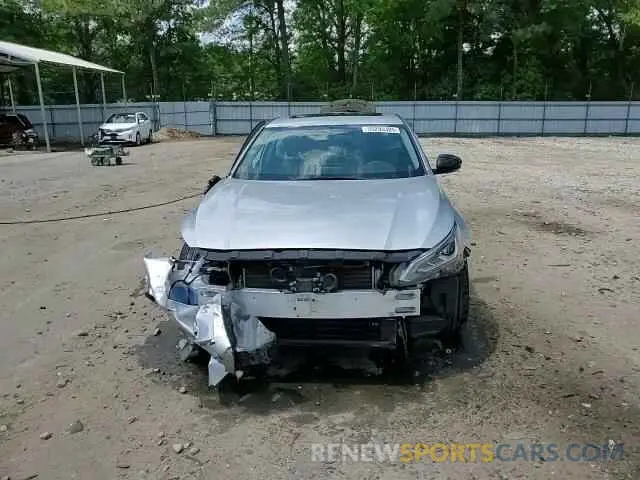 14 Photograph of a damaged car 1N4BL4CV5KC120172 NISSAN ALTIMA 2019