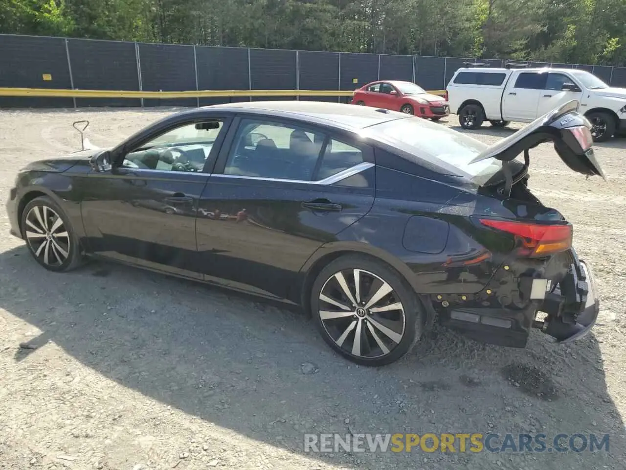 2 Photograph of a damaged car 1N4BL4CV5KC143886 NISSAN ALTIMA 2019