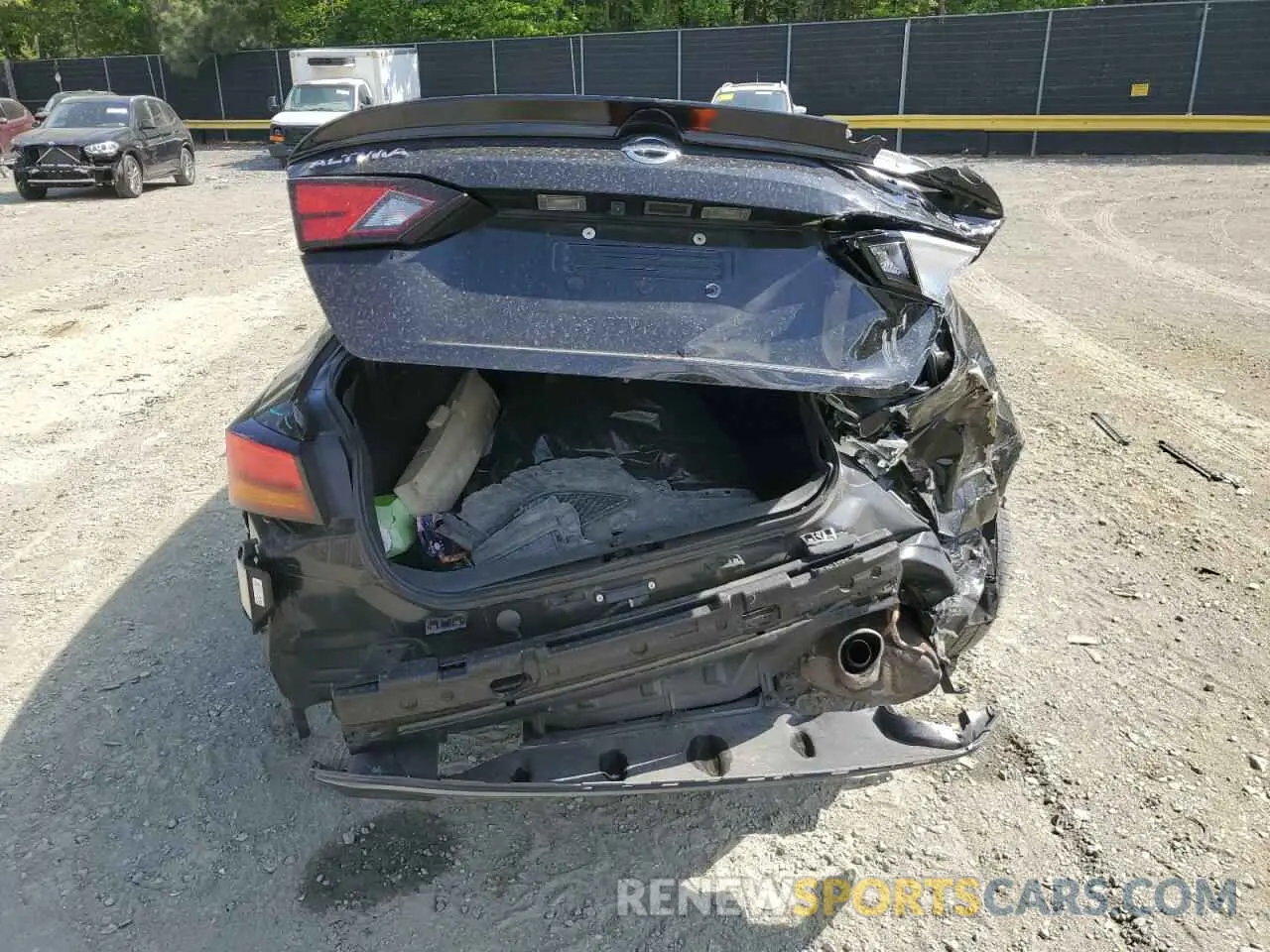 6 Photograph of a damaged car 1N4BL4CV5KC143886 NISSAN ALTIMA 2019
