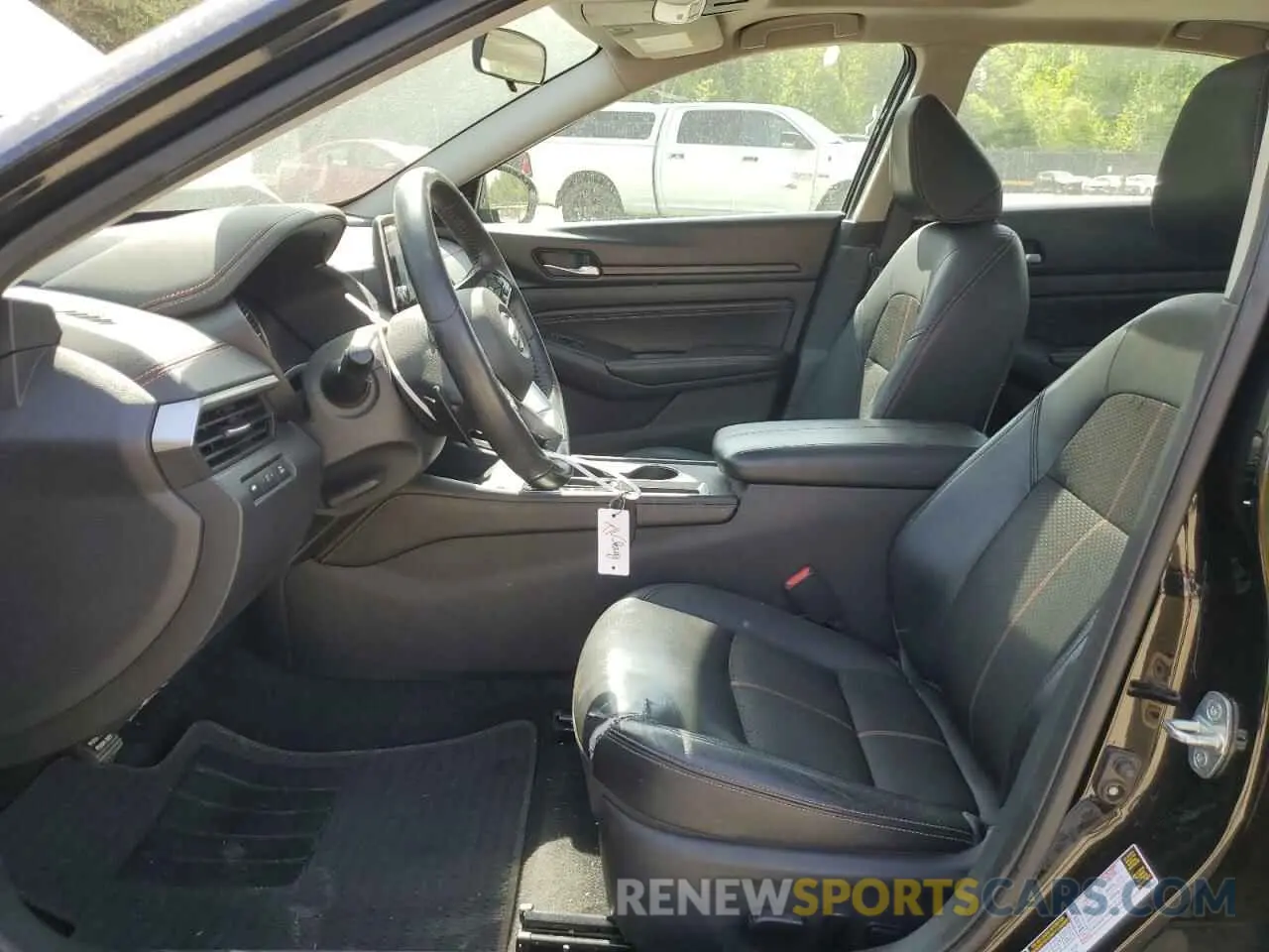 7 Photograph of a damaged car 1N4BL4CV5KC143886 NISSAN ALTIMA 2019
