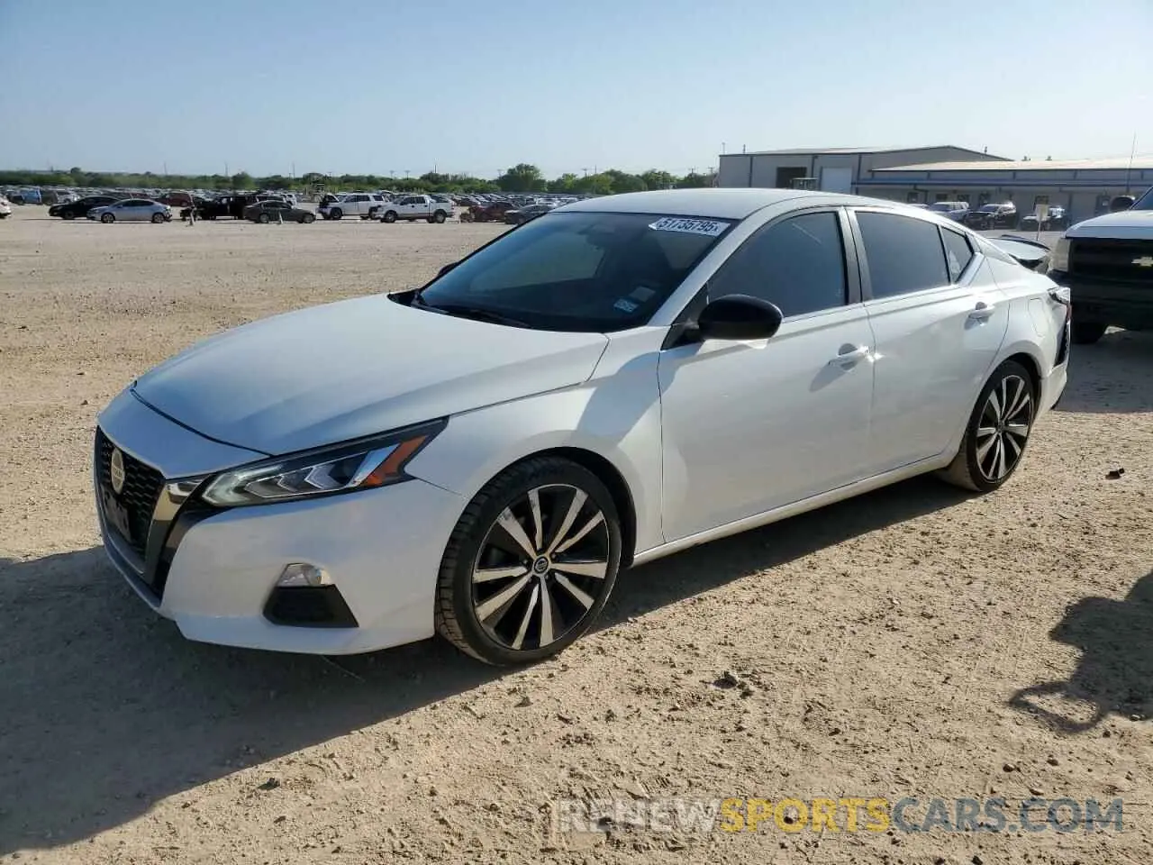 1 Photograph of a damaged car 1N4BL4CV5KC154192 NISSAN ALTIMA 2019