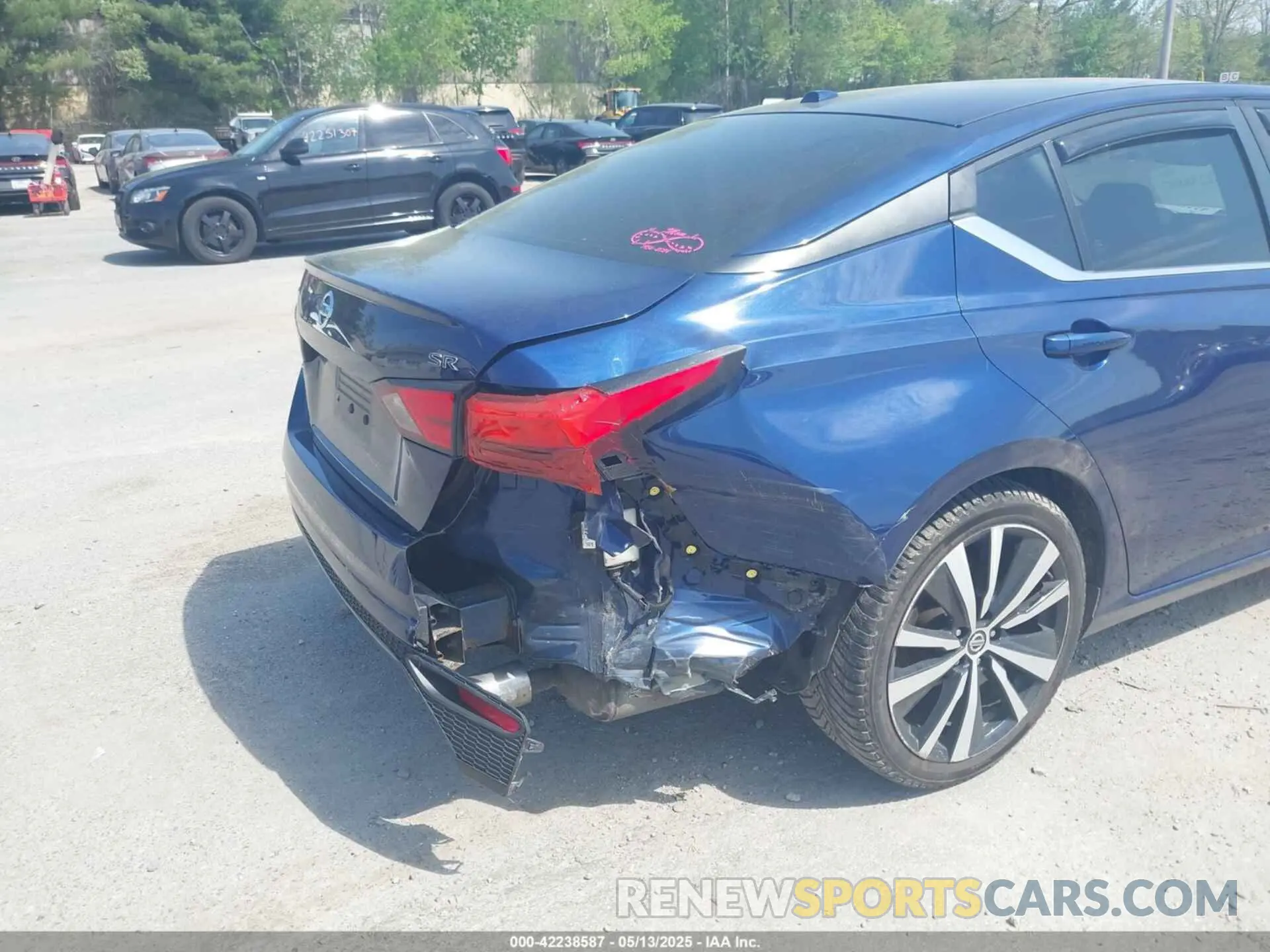 5 Photograph of a damaged car 1N4BL4CV5KC160302 NISSAN ALTIMA 2019