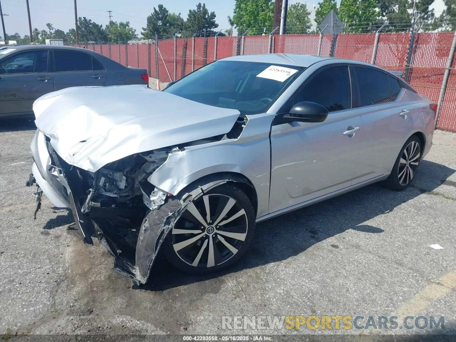 2 Photograph of a damaged car 1N4BL4CV5KC169050 NISSAN ALTIMA 2019