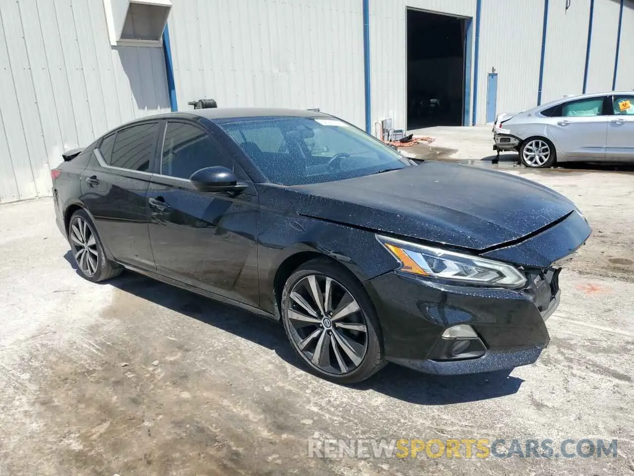 4 Photograph of a damaged car 1N4BL4CV5KC177651 NISSAN ALTIMA 2019