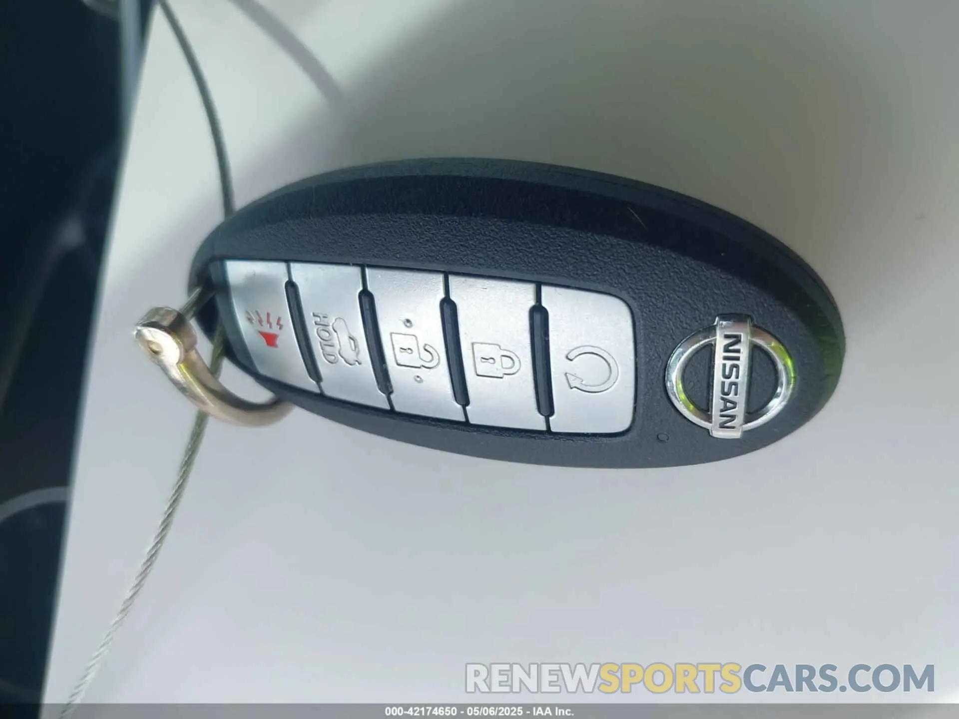 11 Photograph of a damaged car 1N4BL4CV5KC240876 NISSAN ALTIMA 2019