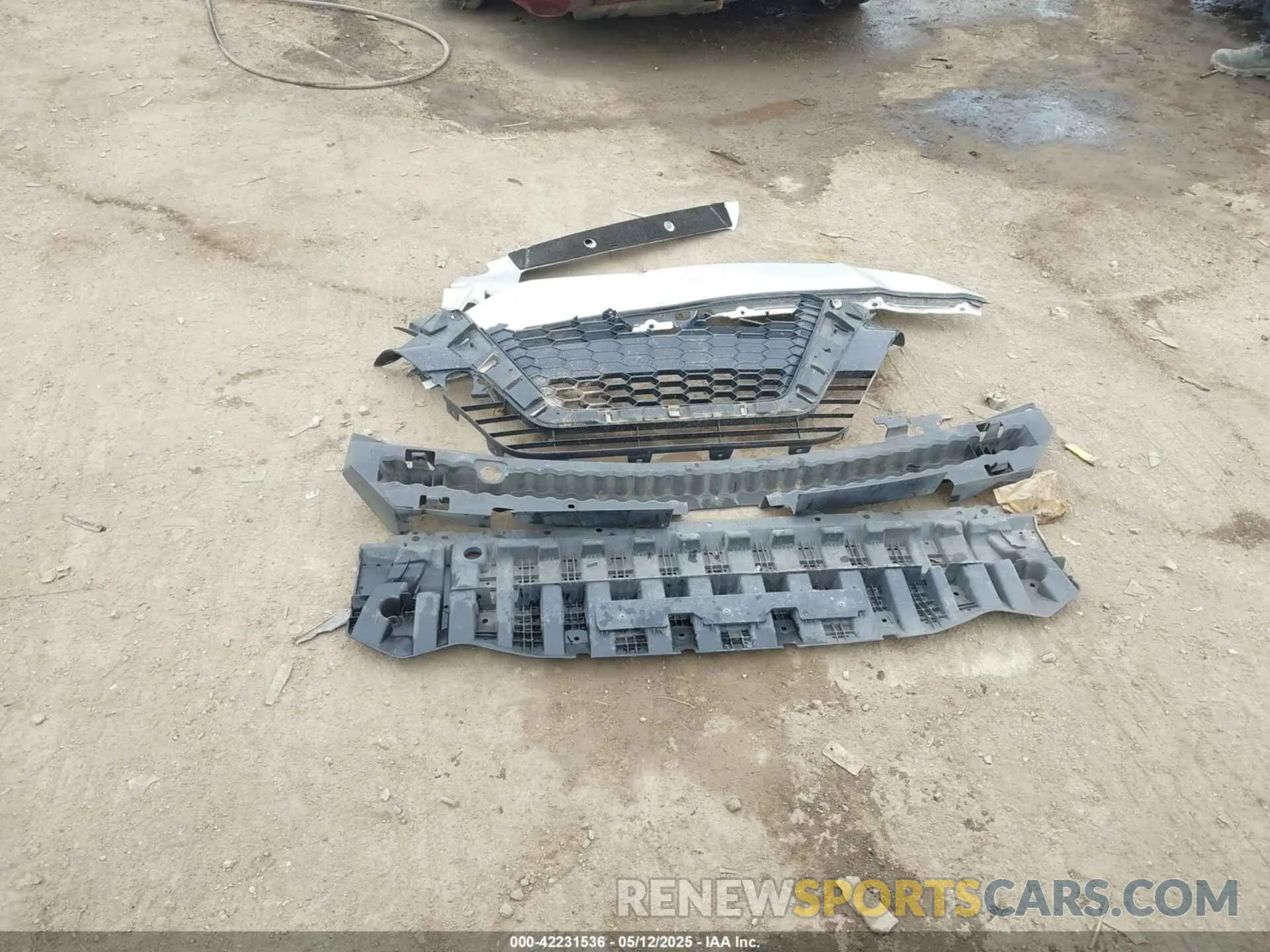 12 Photograph of a damaged car 1N4BL4CV6KC135103 NISSAN ALTIMA 2019