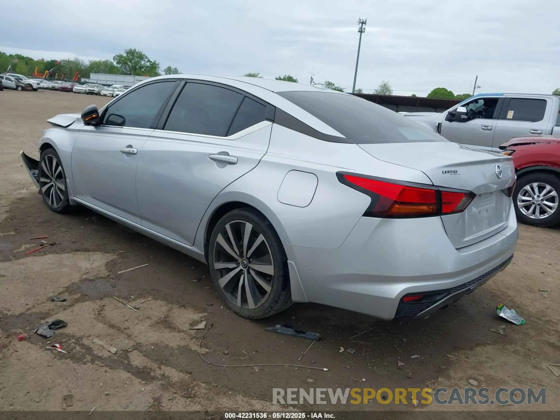 3 Photograph of a damaged car 1N4BL4CV6KC135103 NISSAN ALTIMA 2019