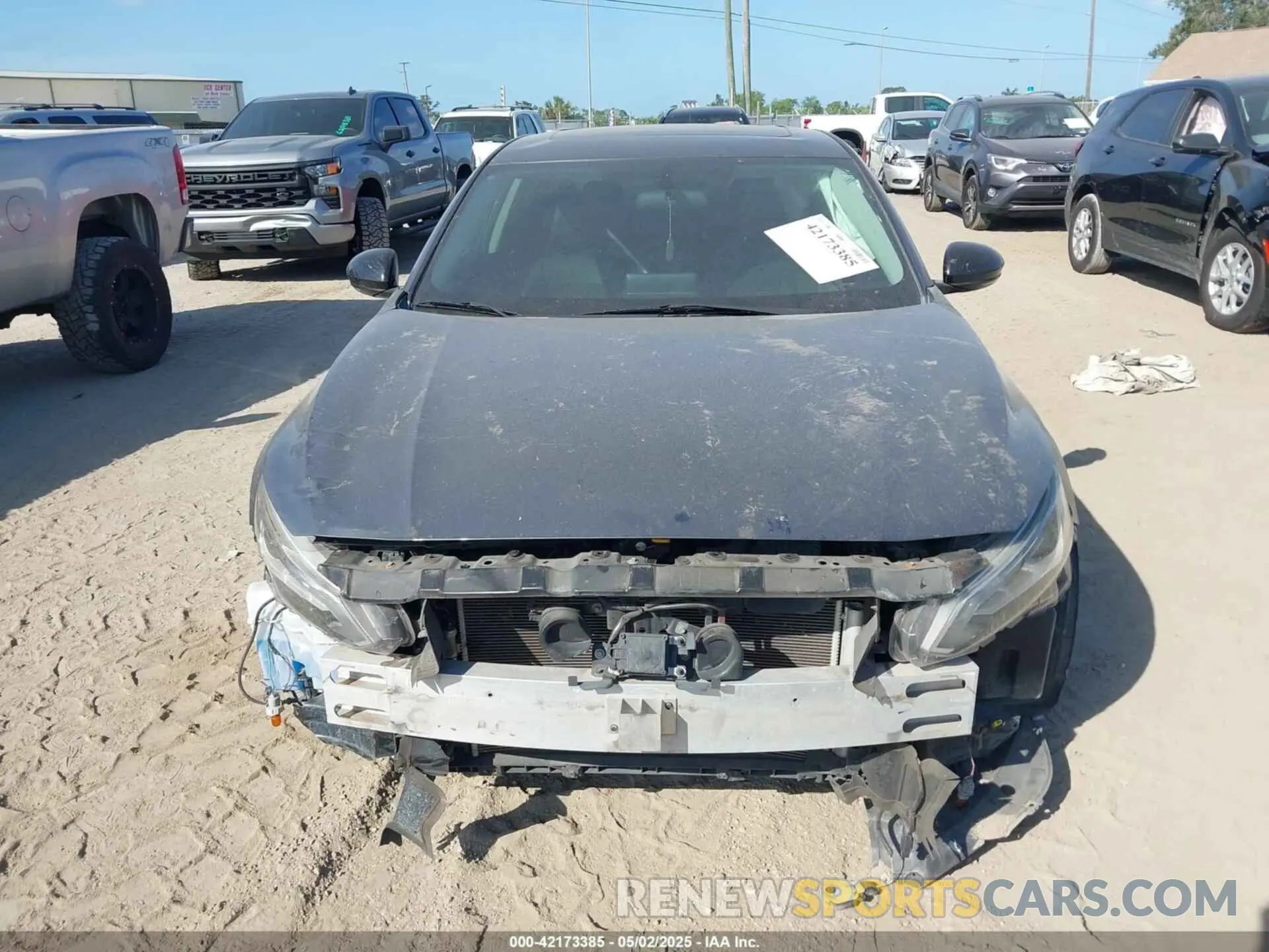 12 Photograph of a damaged car 1N4BL4CV6KC138793 NISSAN ALTIMA 2019