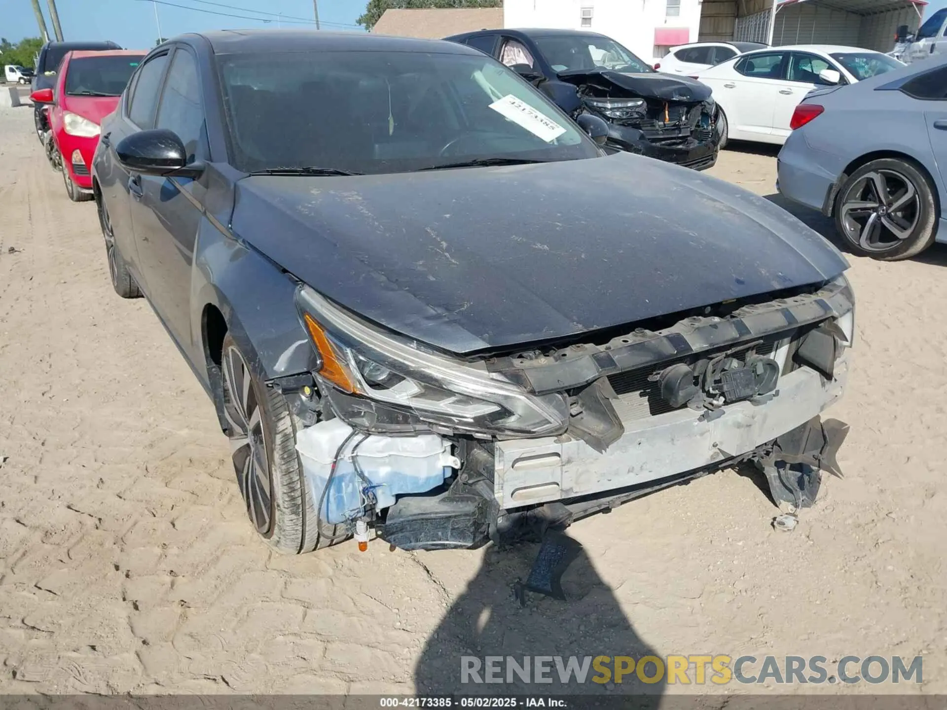 6 Photograph of a damaged car 1N4BL4CV6KC138793 NISSAN ALTIMA 2019