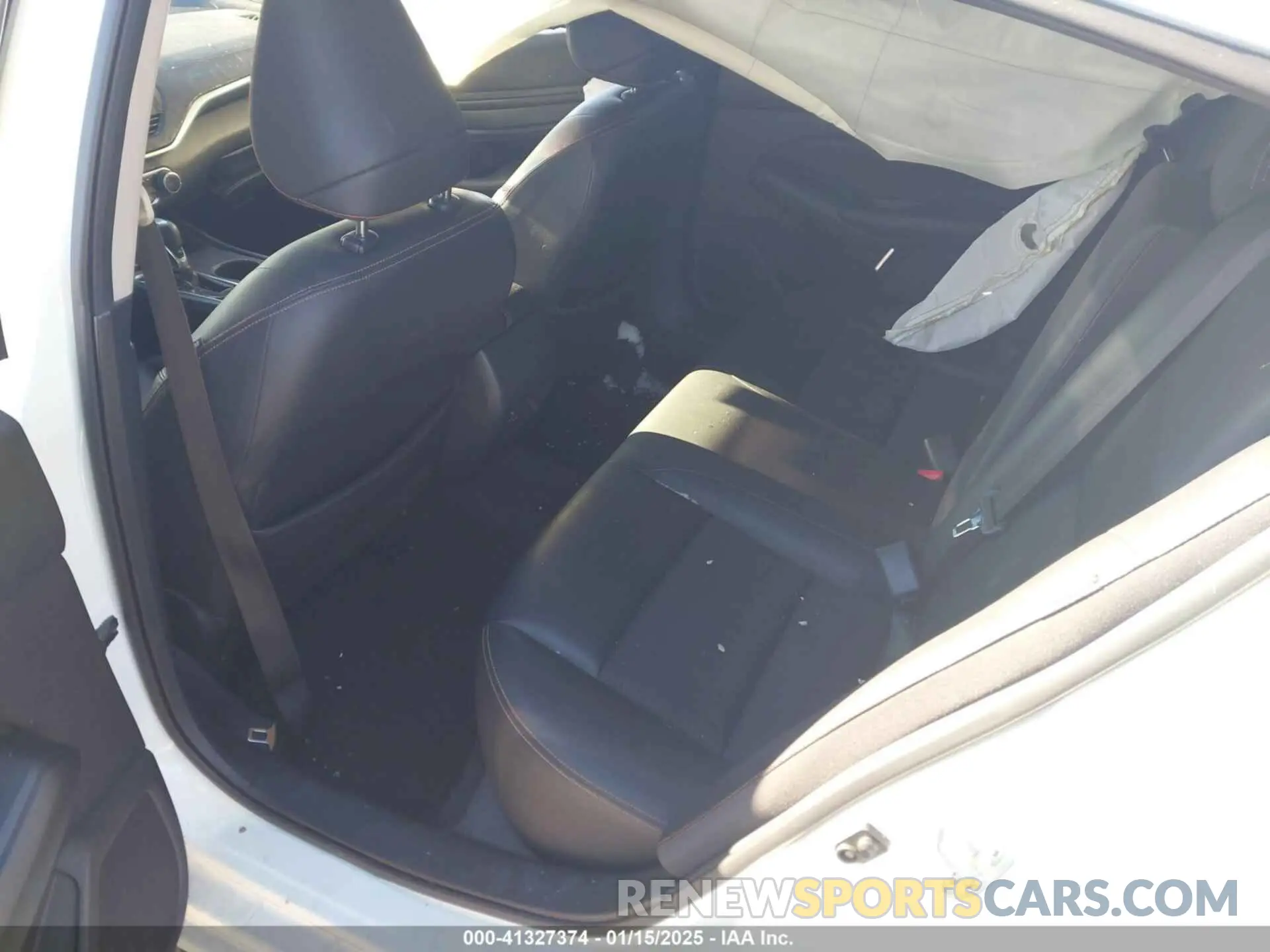 8 Photograph of a damaged car 1N4BL4CV6KC191834 NISSAN ALTIMA 2019