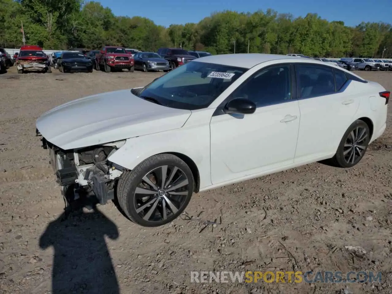 1 Photograph of a damaged car 1N4BL4CV6KC196824 NISSAN ALTIMA 2019