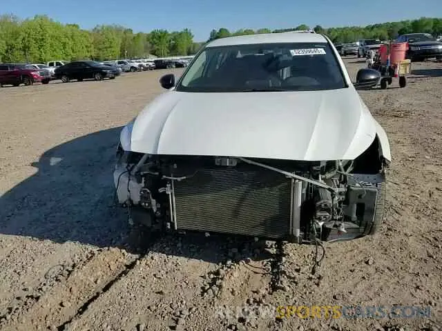 10 Photograph of a damaged car 1N4BL4CV6KC196824 NISSAN ALTIMA 2019