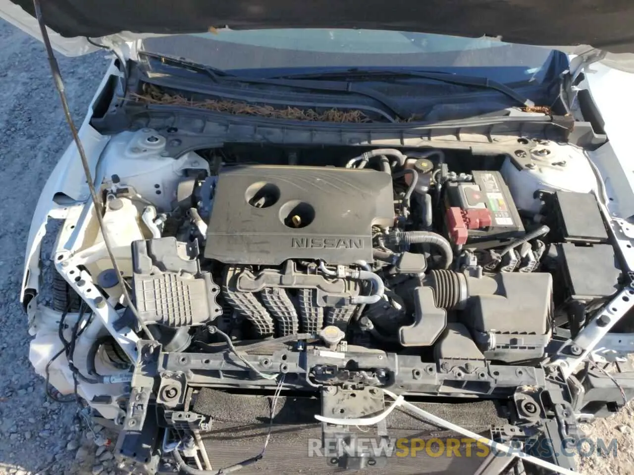 13 Photograph of a damaged car 1N4BL4CV6KC196824 NISSAN ALTIMA 2019