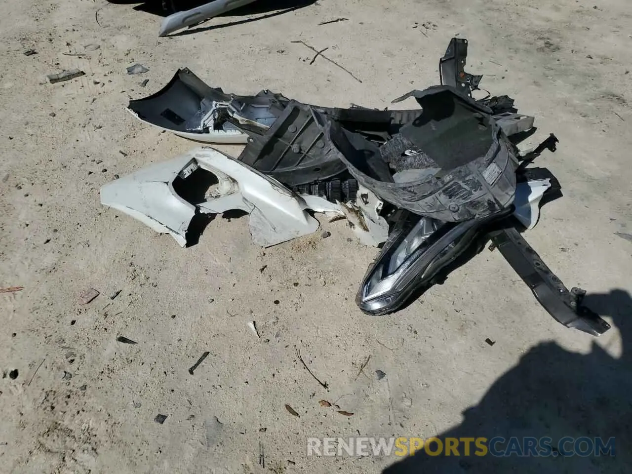 14 Photograph of a damaged car 1N4BL4CV6KC203352 NISSAN ALTIMA 2019