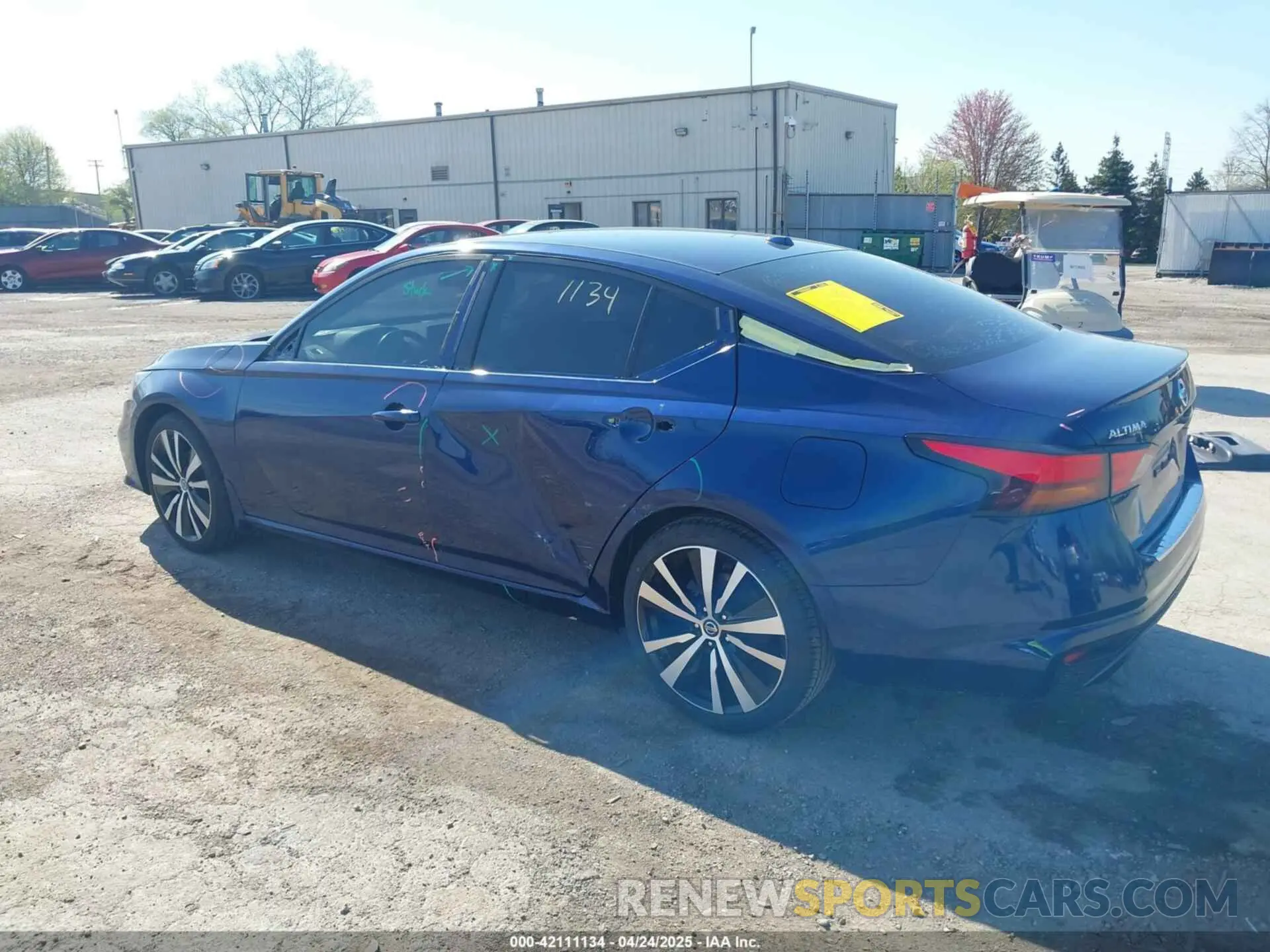 3 Photograph of a damaged car 1N4BL4CV7KC185203 NISSAN ALTIMA 2019