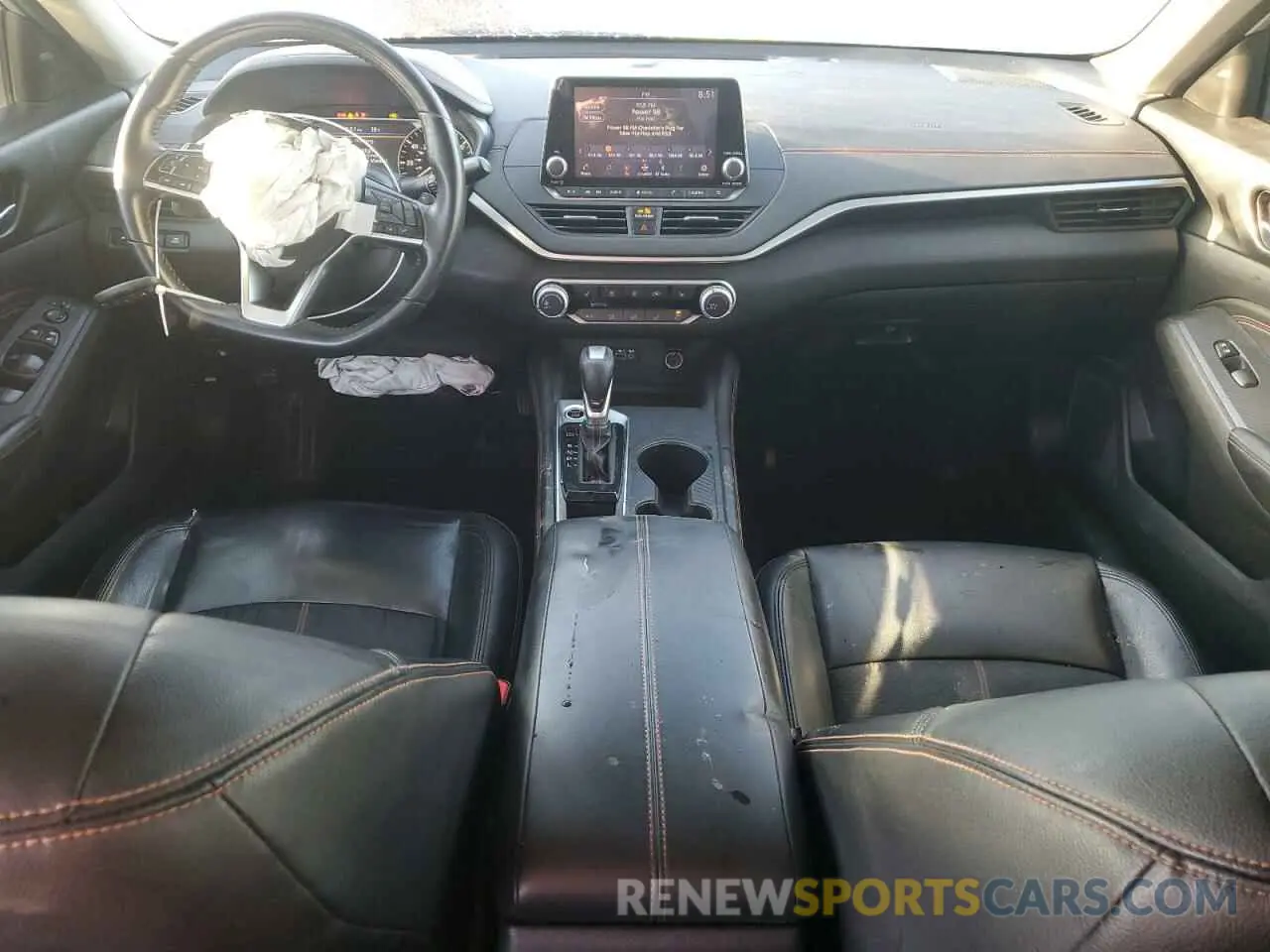 8 Photograph of a damaged car 1N4BL4CV7KN317266 NISSAN ALTIMA 2019