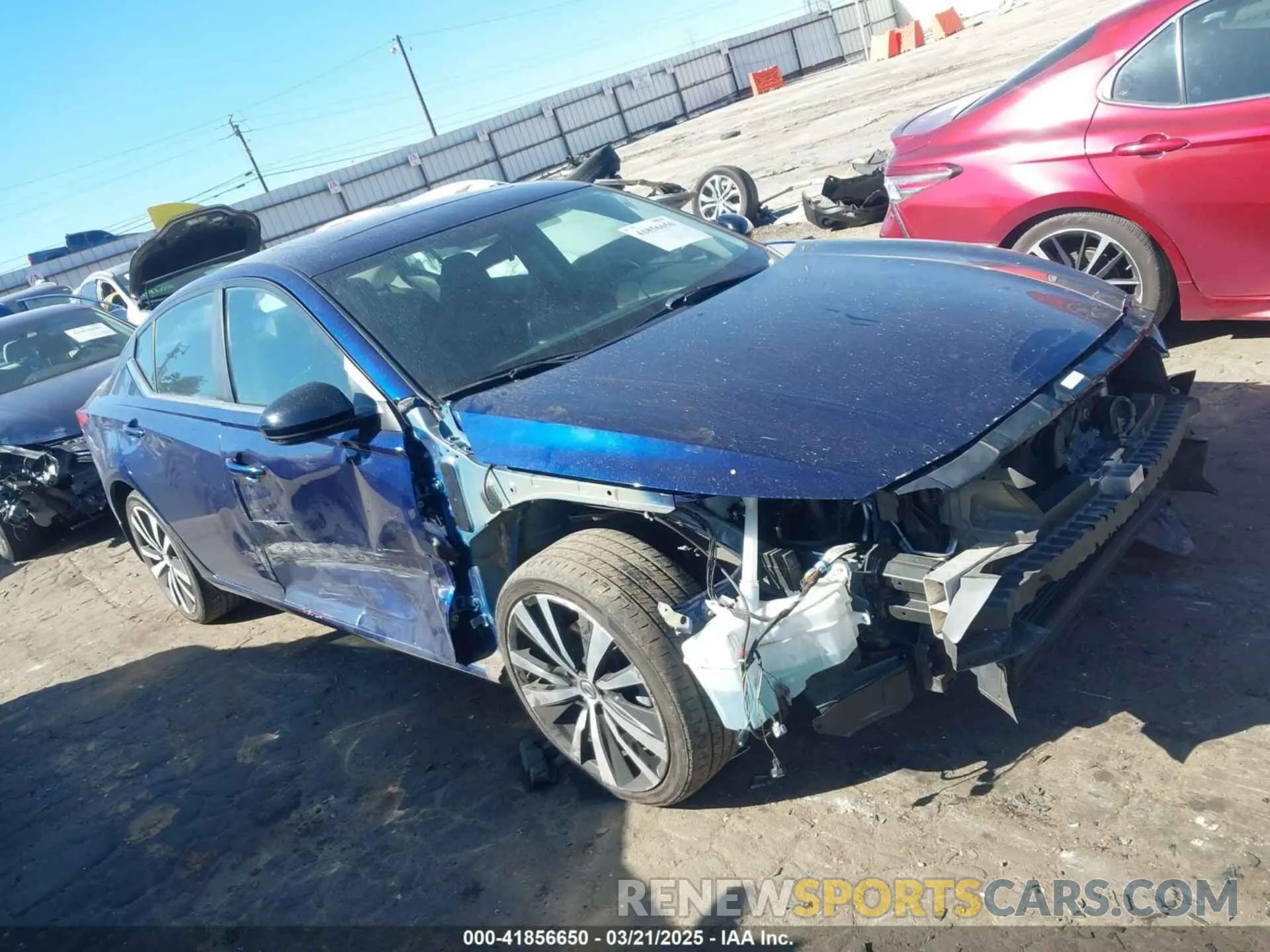 1 Photograph of a damaged car 1N4BL4CV7KN320135 NISSAN ALTIMA 2019