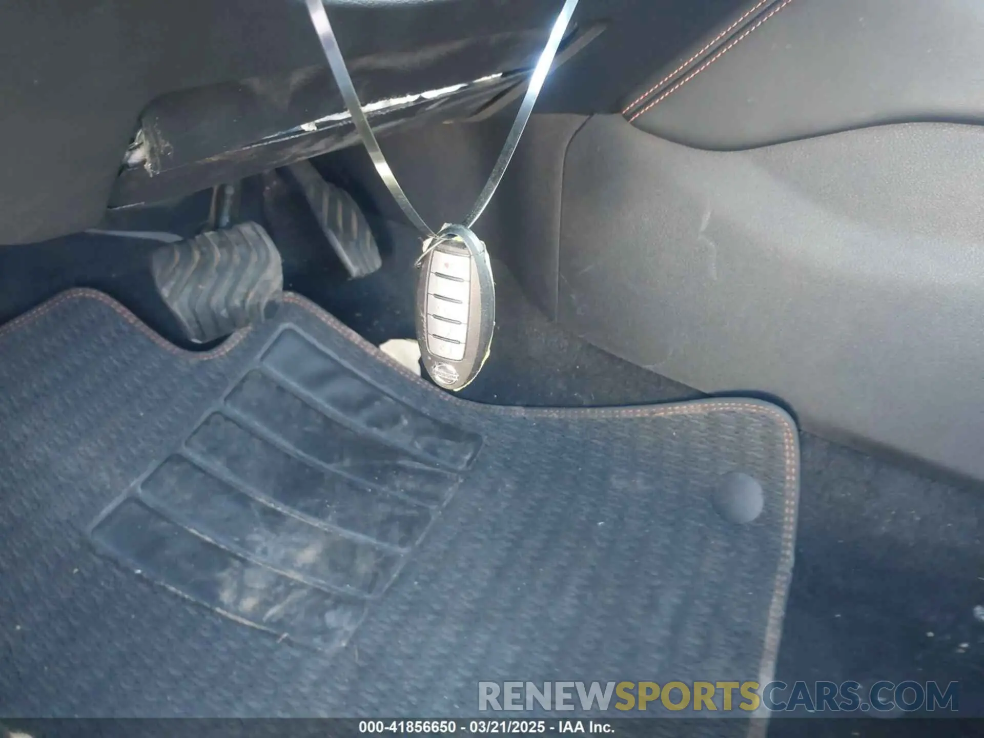 11 Photograph of a damaged car 1N4BL4CV7KN320135 NISSAN ALTIMA 2019
