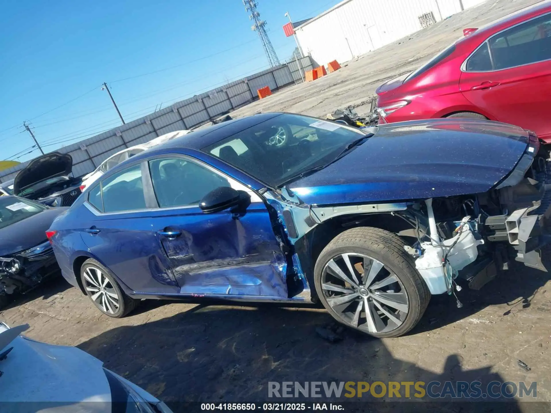 13 Photograph of a damaged car 1N4BL4CV7KN320135 NISSAN ALTIMA 2019