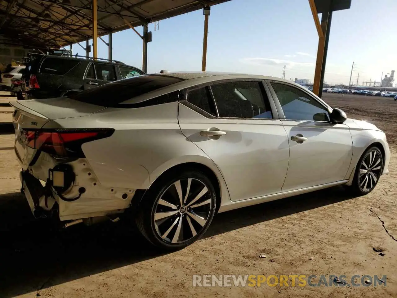 3 Photograph of a damaged car 1N4BL4CV8KC102104 NISSAN ALTIMA 2019