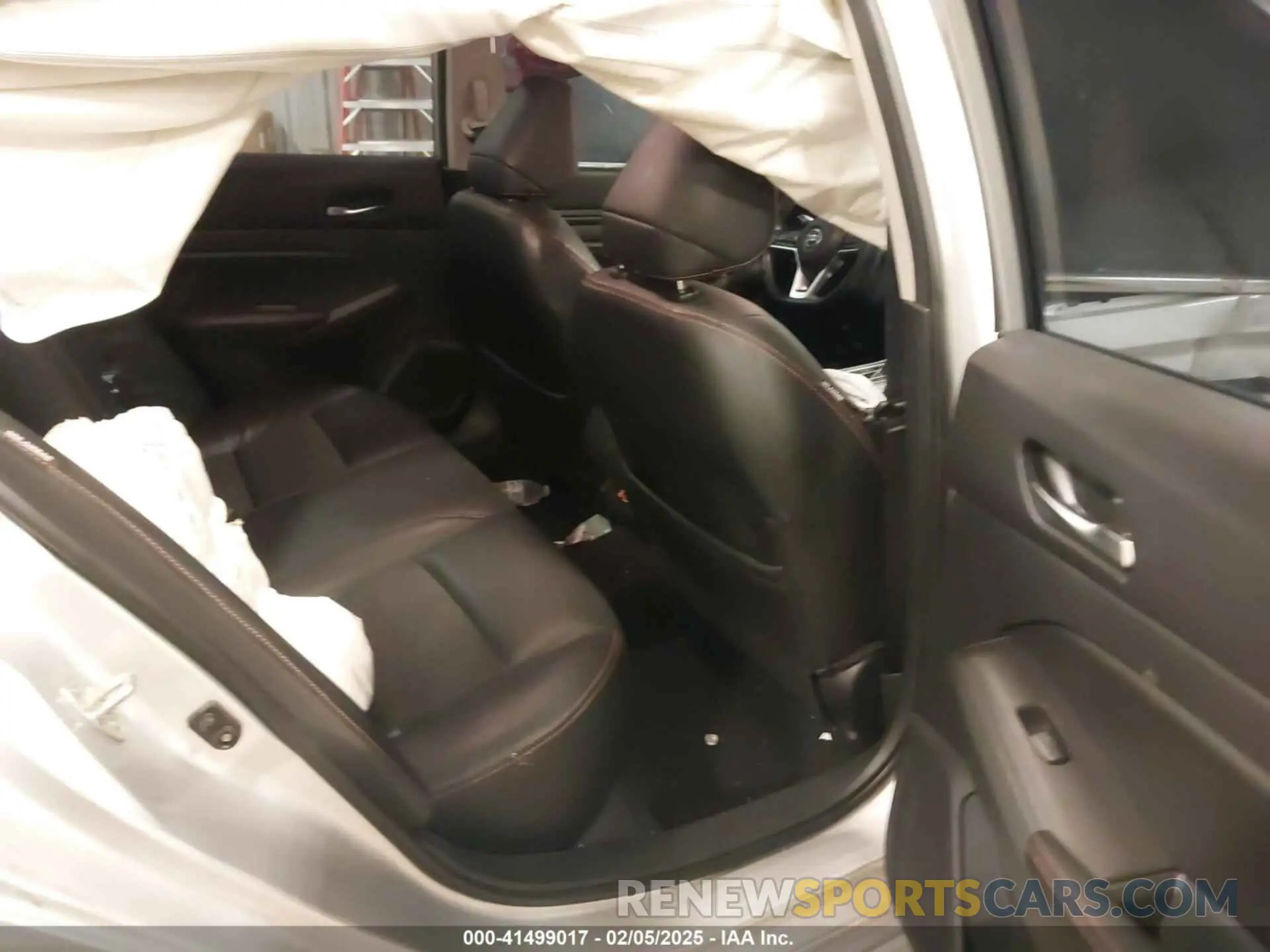 8 Photograph of a damaged car 1N4BL4CV8KC127150 NISSAN ALTIMA 2019